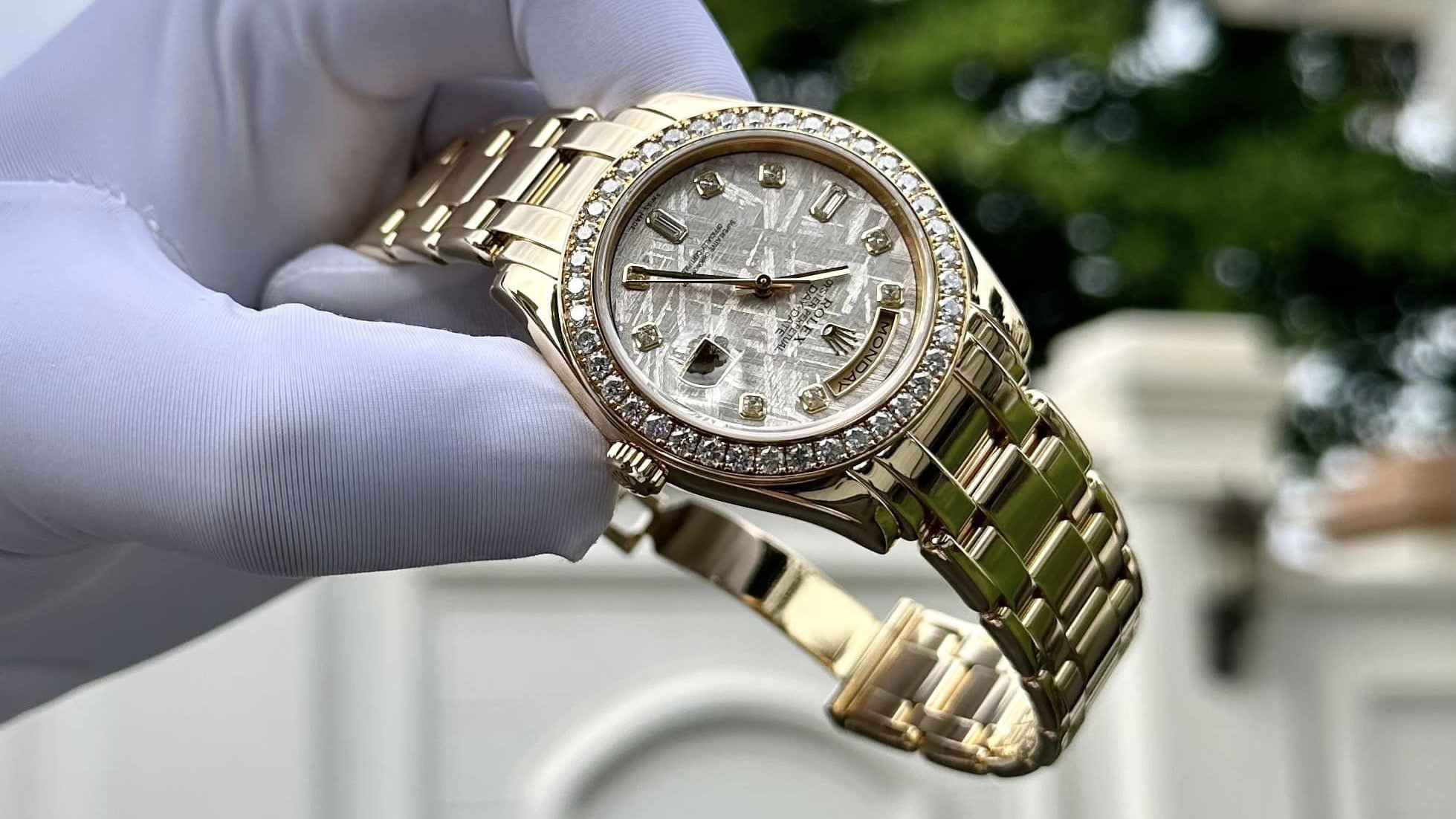  Những điều bạn cần biết về đồng hồ Rolex dây kim loại