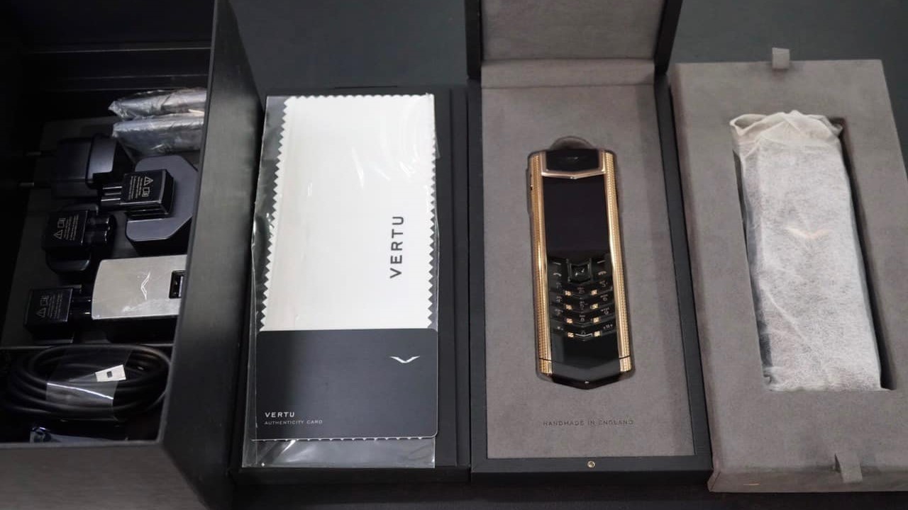  Một số dòng Vertu Smartphone phổ biến tại thị trường Việt Nam