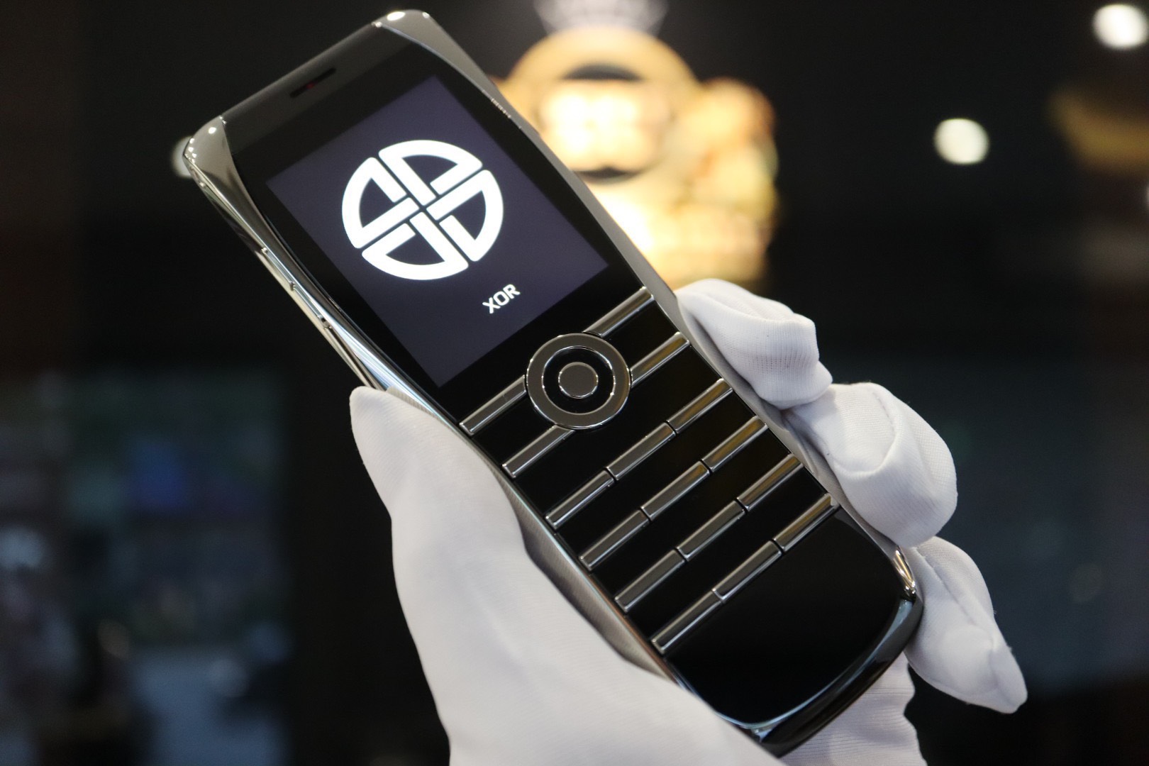  Điện thoại xa xỉ đến từ nước Anh XOR - Siêu phẩm dành riêng cho những người yêu công nghệ và đam mê cái đẹp